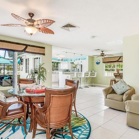 Villa Palm Breeze Bliss à Marco Island Extérieur photo