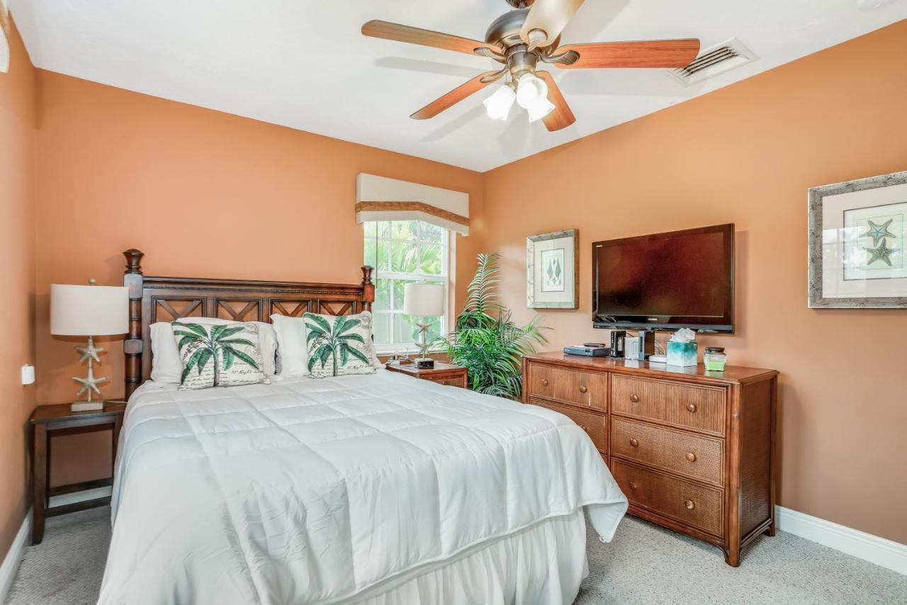Villa Palm Breeze Bliss à Marco Island Extérieur photo